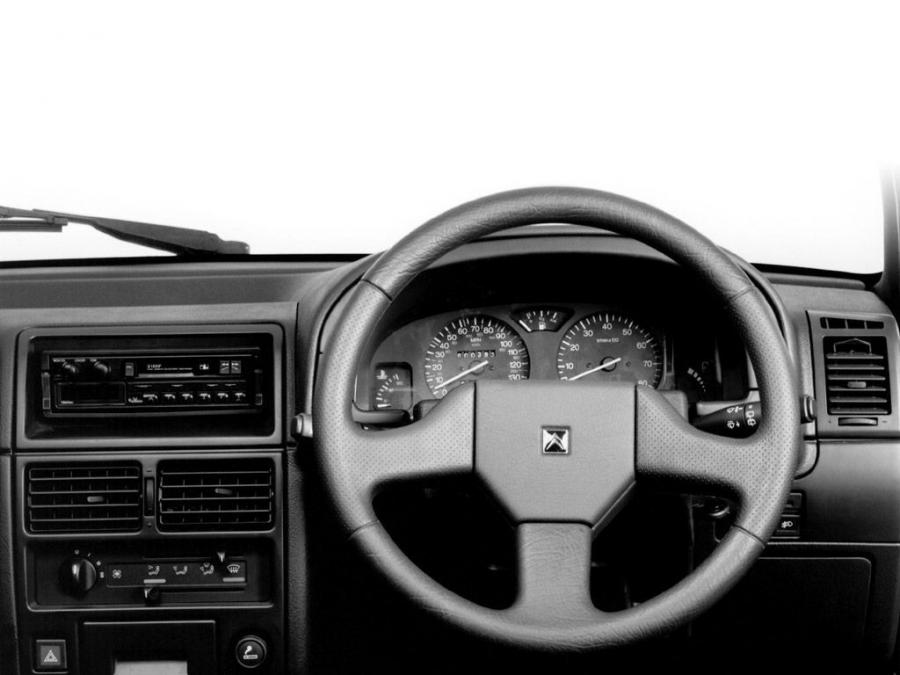  Citroen AX GTi 1990 года  (UK) (фото 6 из 11)